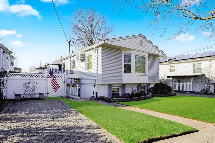 56 Wolverine Street, Staten Island, NY 10306 - Image #3