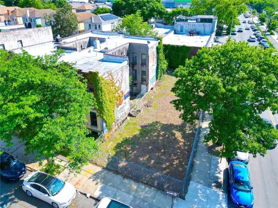 202 61st Street, Brooklyn, NY 11220 - #2