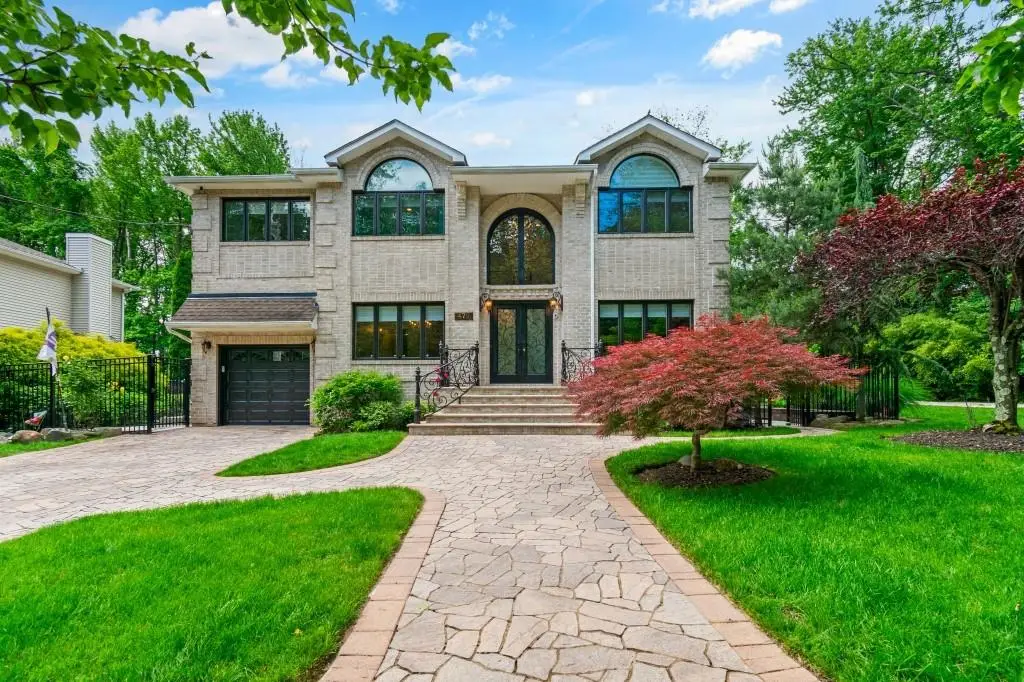 476 Hargold Avenue, Staten Island, NY 10309 - #1