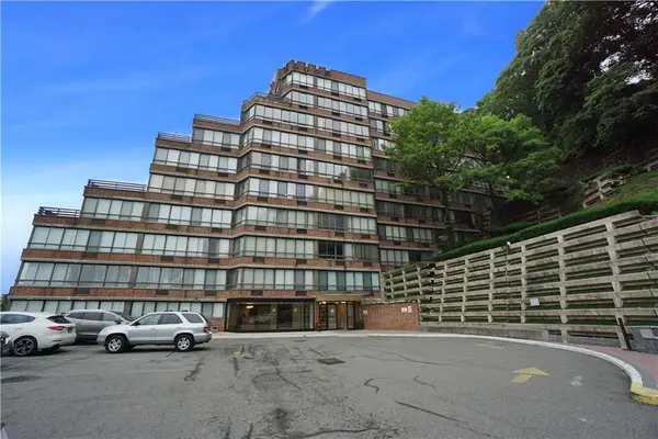 755 Narrows Road North #602, Staten  Island, NY 10304