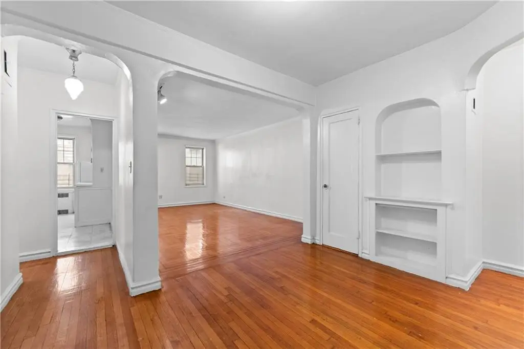 601 East 19th Street #1L, Brooklyn, NY 11226 - Image #1