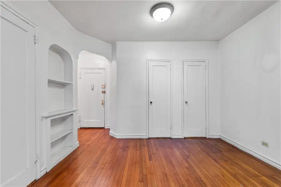 601 East 19th Street #1L, Brooklyn, NY 11226 - Image #2