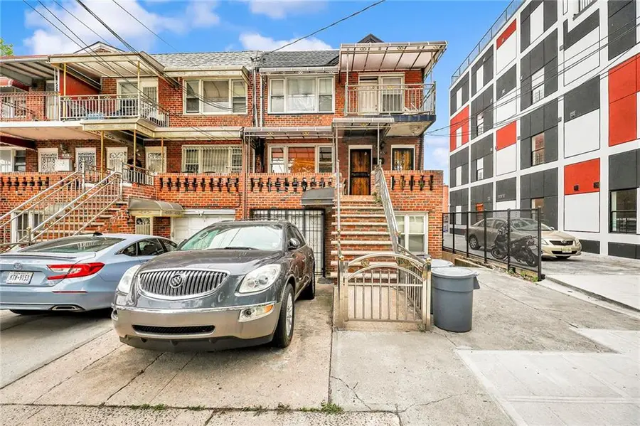 827 East 55th Street, Brooklyn, NY 11234 - Image #2