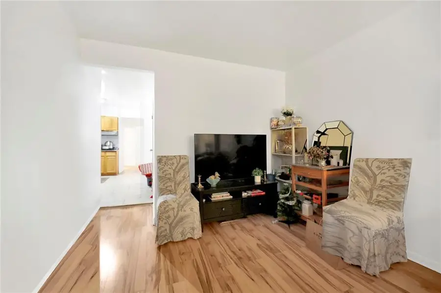 827 East 55th Street, Brooklyn, NY 11234 - Image #3