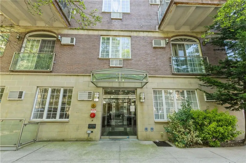 1570 West 10th Street #1B, Brooklyn, NY 11204 - Image #1