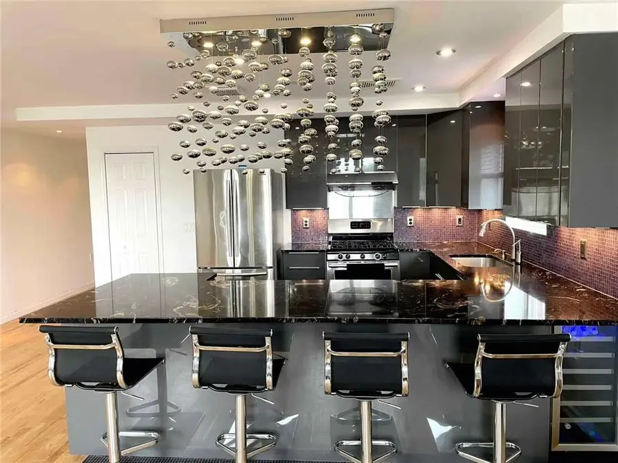 6511 Fort Hamilton Parkway #3C, Brooklyn, NY 11219 - Image #3