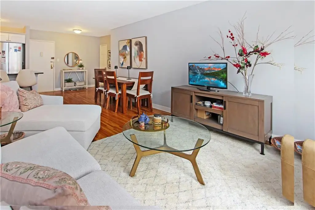 9323 Shore Road #4G, Brooklyn, NY 11209 - Image #1