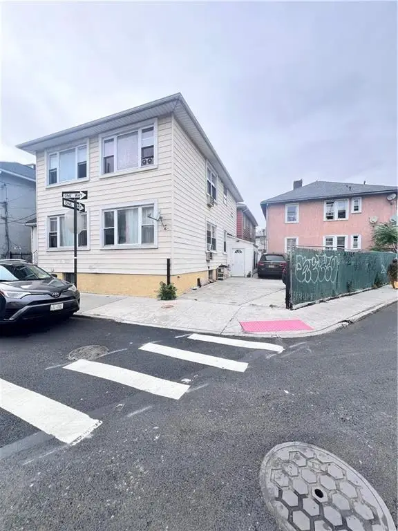 23 Brighton 10th Path, Brooklyn, NY 11235 - Image #3