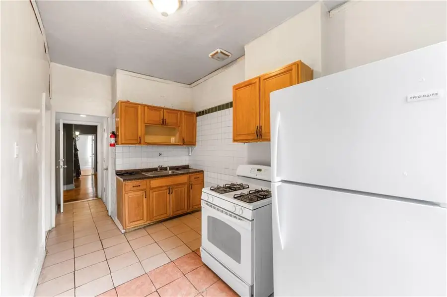 317 Pennsylvania Avenue, Brooklyn, NY 11207 - Image #2