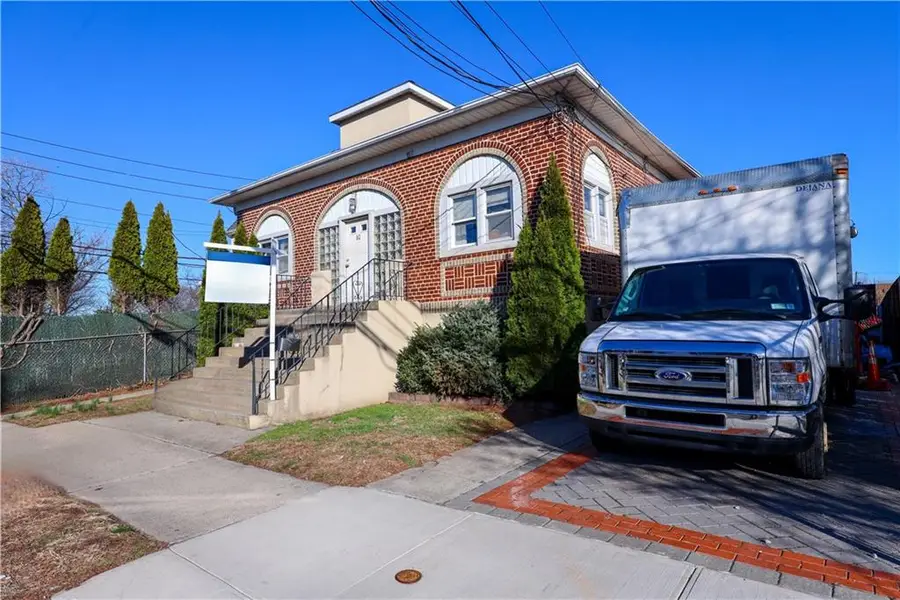 10 Mill Road, Staten Island, NY 10306 - Image #2
