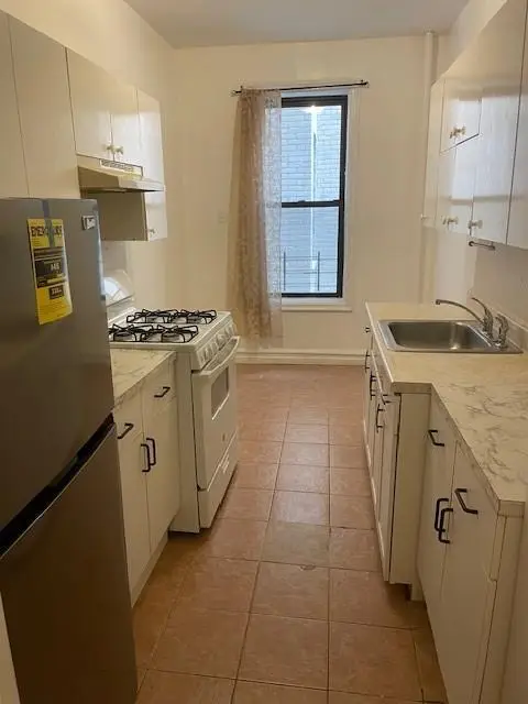 601 Brightwater Court #3H, Brooklyn, NY 11235 - Image #1