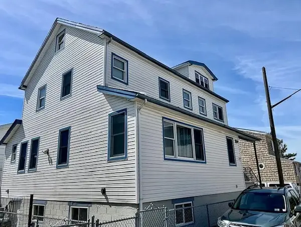 6 Opal Court, Brooklyn, NY 11229