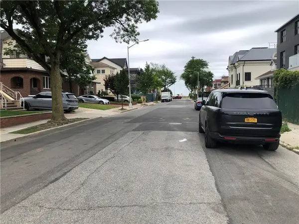 228 Coleridge Street, Brooklyn, NY 11235