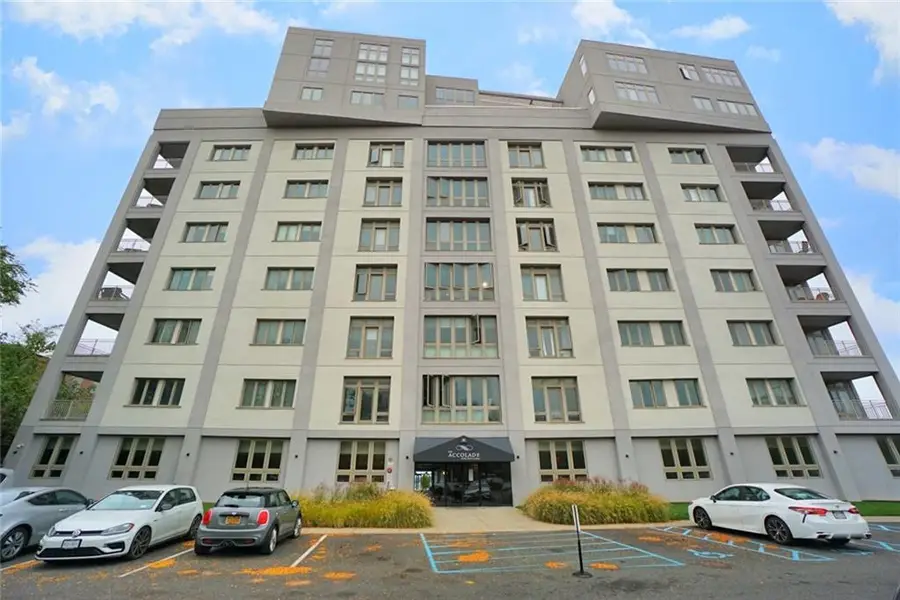 90 Bay Street Landing #4B, Staten Island, NY 10301 - Image #2