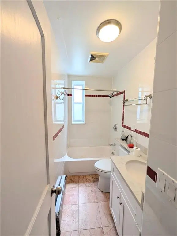 439 68th Street #3F, Brooklyn, NY 11220 - Image #2