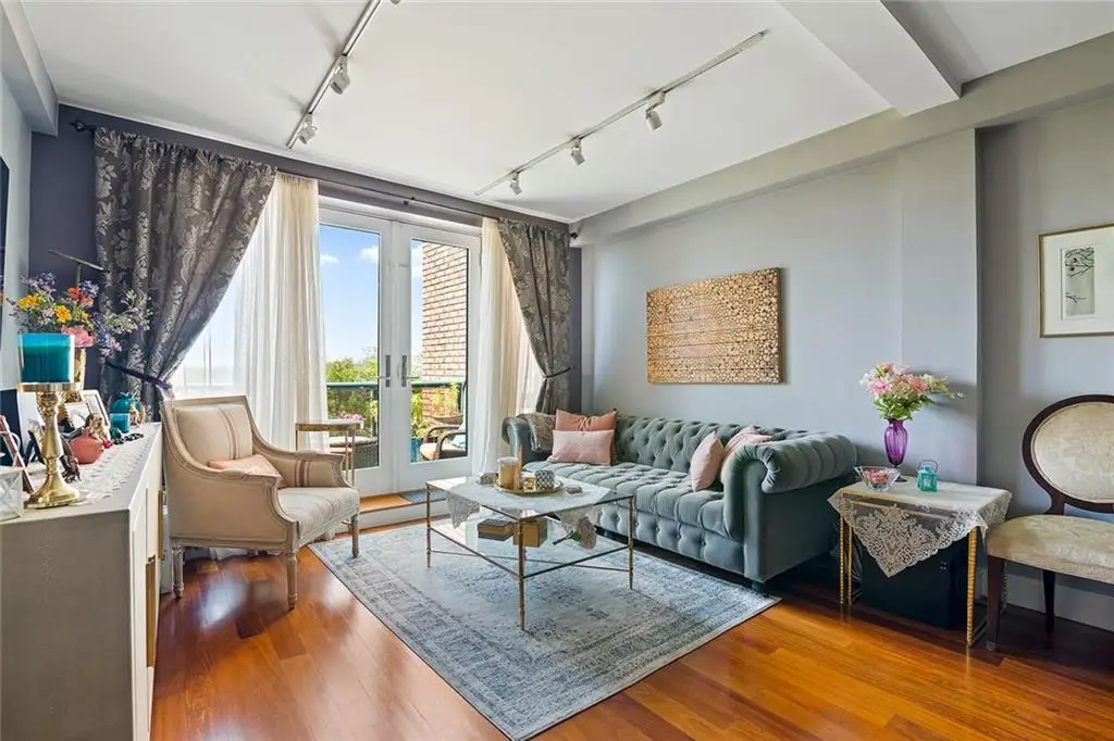 9917 Shore Road #7C, Brooklyn, NY 11209 - Image #1