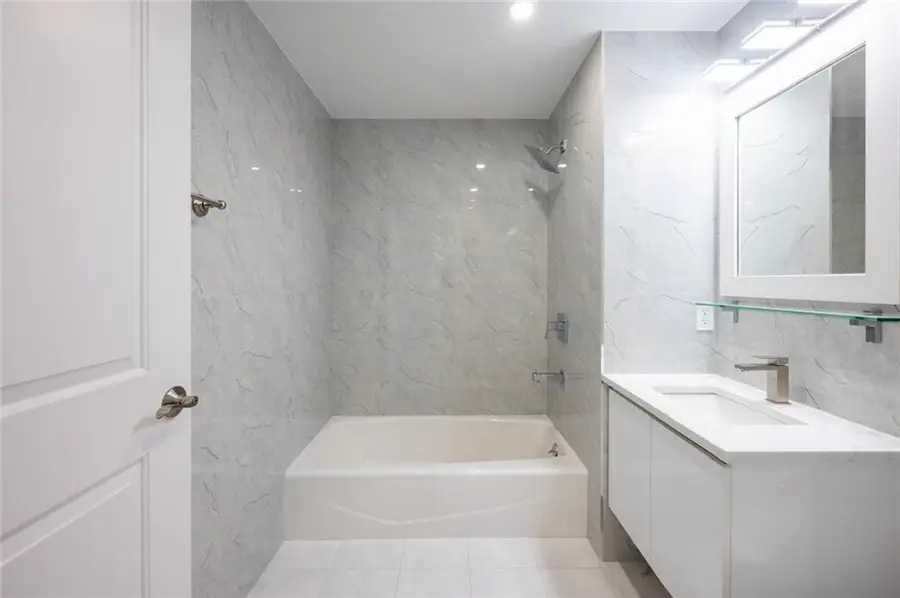 643 5th Avenue #5C, Brooklyn, NY 11215 - Image #2