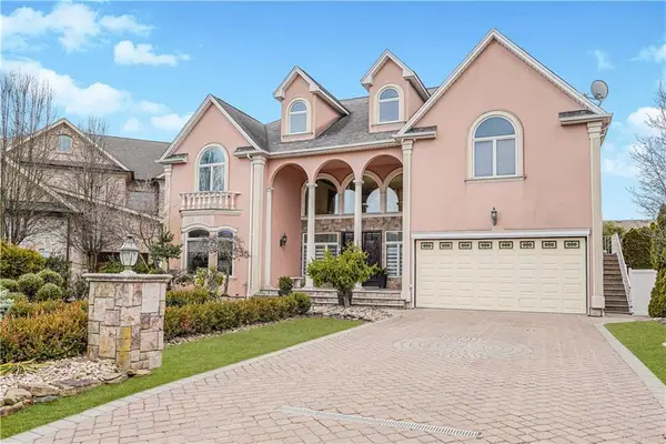 90 Giegerich Avenue, Staten  Island, NY 10307