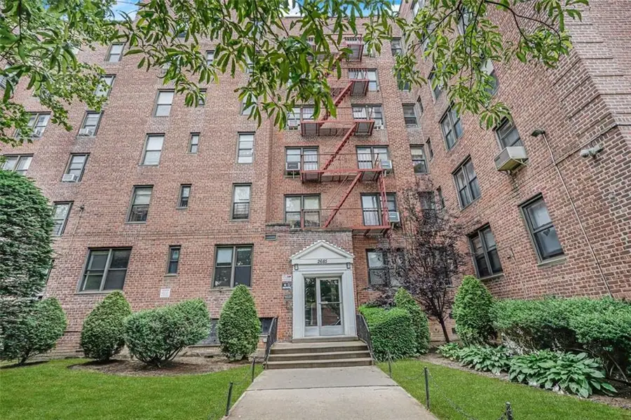 2685 East 7th Street #6P, Brooklyn, NY 11235 - Image #2