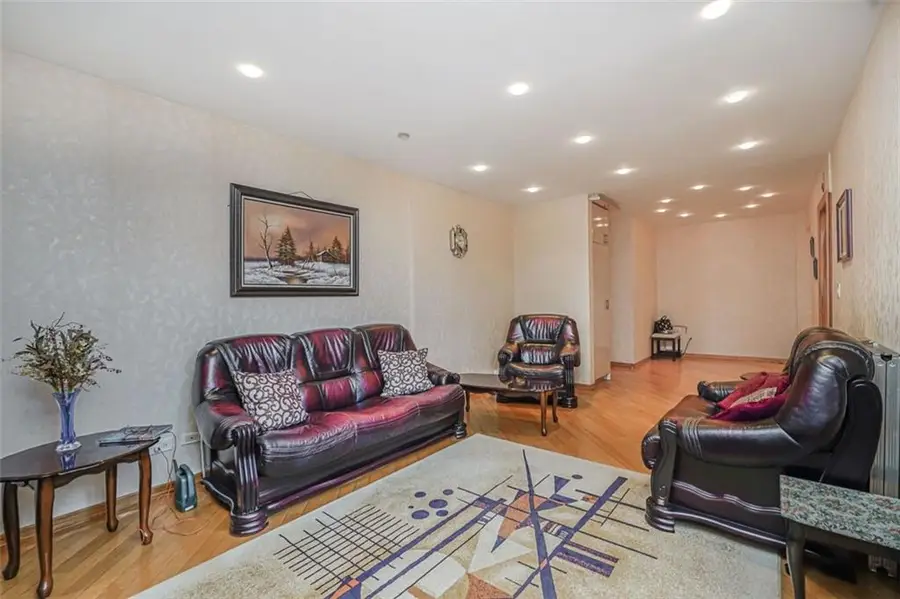 2685 East 7th Street #6P, Brooklyn, NY 11235 - Image #3