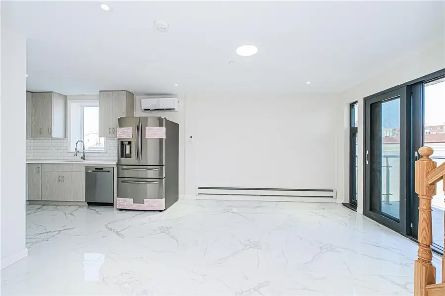 1014 Banner Avenue #5B, Brooklyn, NY 11235 - Image #3