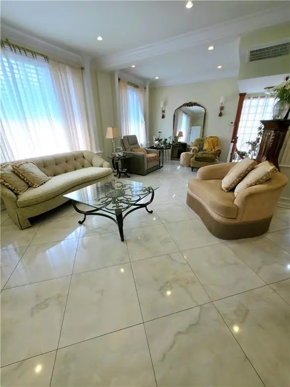 7311 Avenue W, Brooklyn, NY 11234 - Image #3