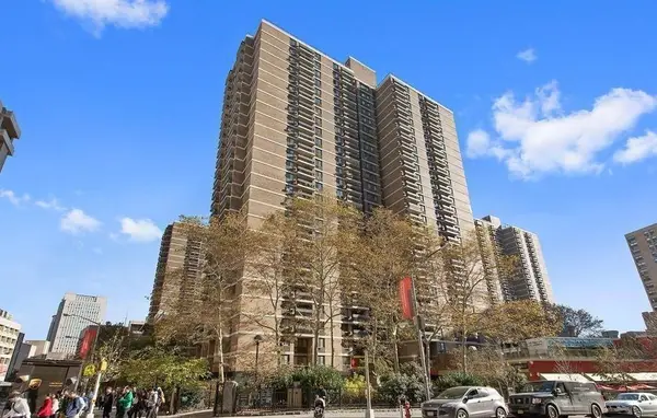 90 Beekman Street #7B, Manhattan, NY 10038