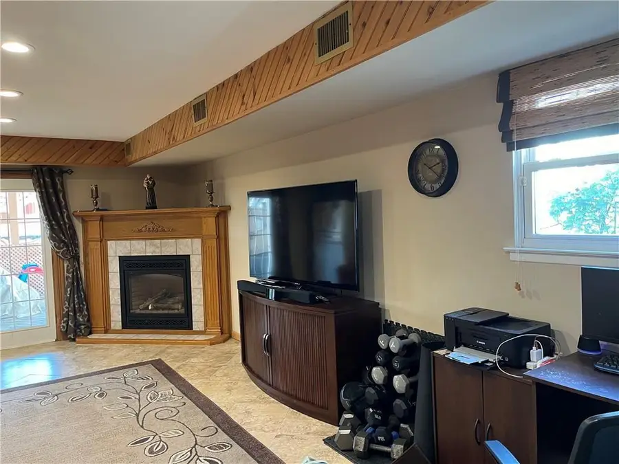 12 Leggett Place, Staten Island, NY 10314 - Image #3