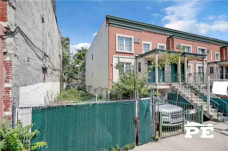 637 Blake Avenue, Brooklyn, NY 11207 - Image #2