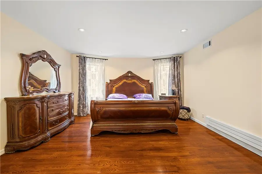 2650 East 19th Street, Brooklyn, NY 11235 - Image #2