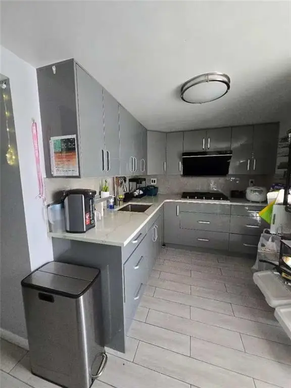 6621 13th Avenue, Brooklyn, NY 11219 - Image #3