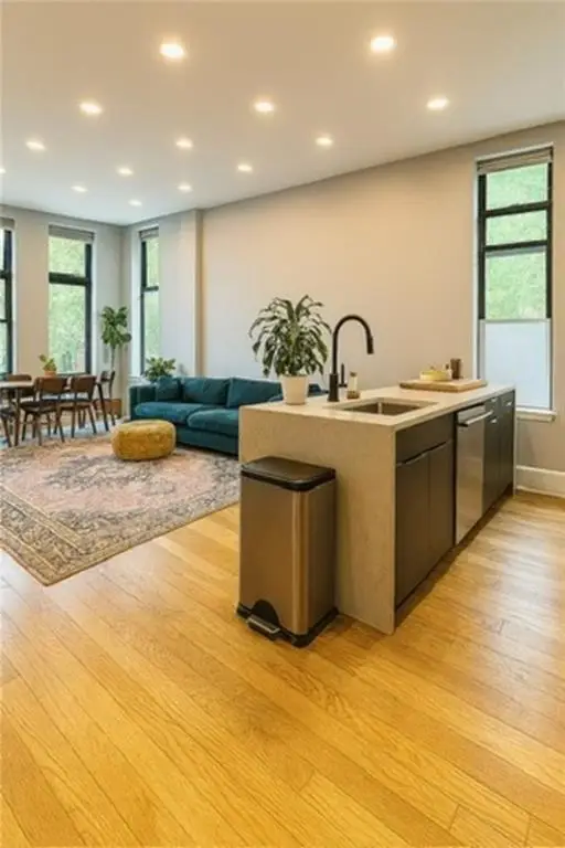 123 8th Avenue, Brooklyn, NY 11215 - Image #3