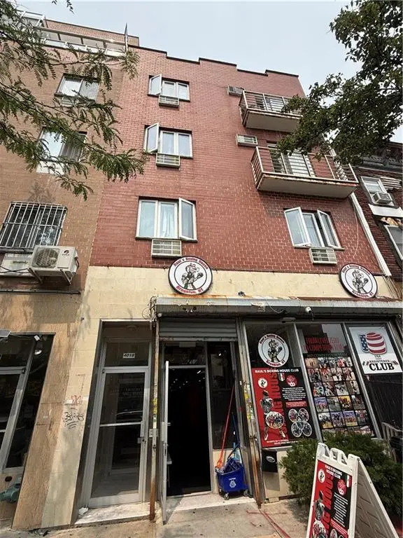 4018 8th Avenue #3R, Brooklyn, NY 11232