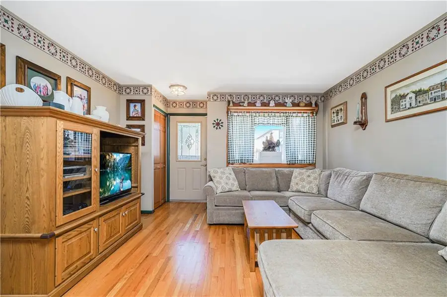 980 Rensselaer Avenue, Staten Island, NY 10309 - #3