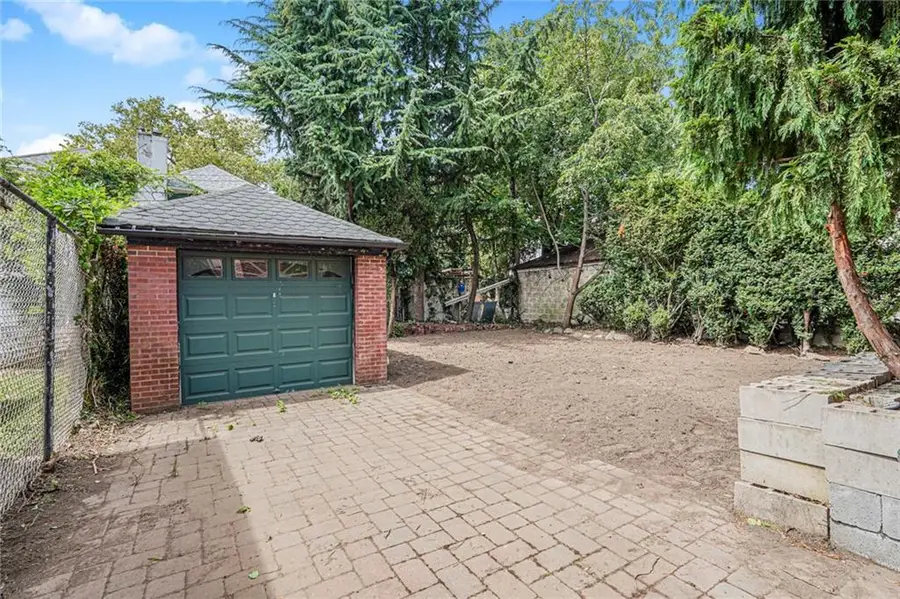 1422 East 27th Street, Brooklyn, NY 11210 - Image #3