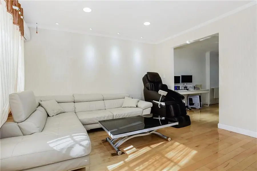 251 67th Street #2, Brooklyn, NY 11220 - Image #3