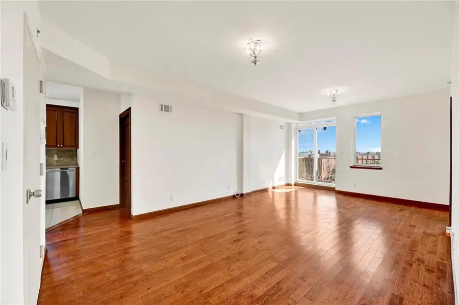 842 Ocean Parkway #8A, Brooklyn, NY 11230 - Image #2