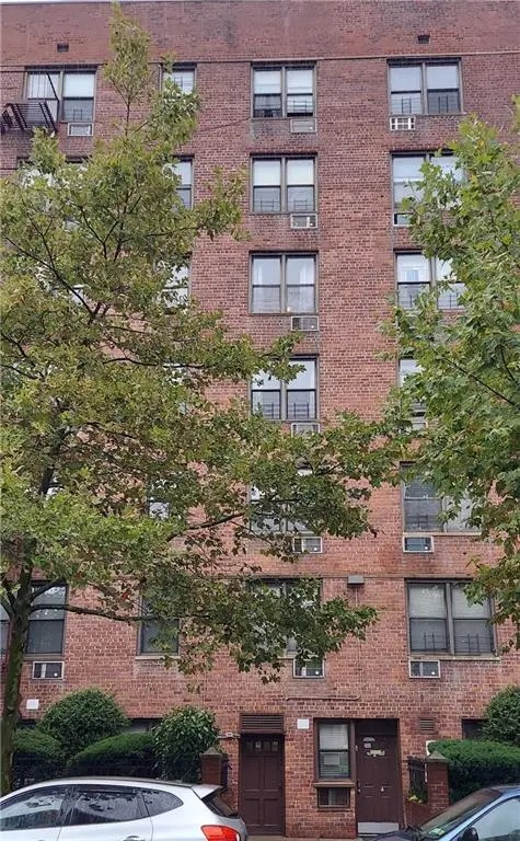 275 Webster Avenue #2K, Brooklyn, NY 11230 - Image #2
