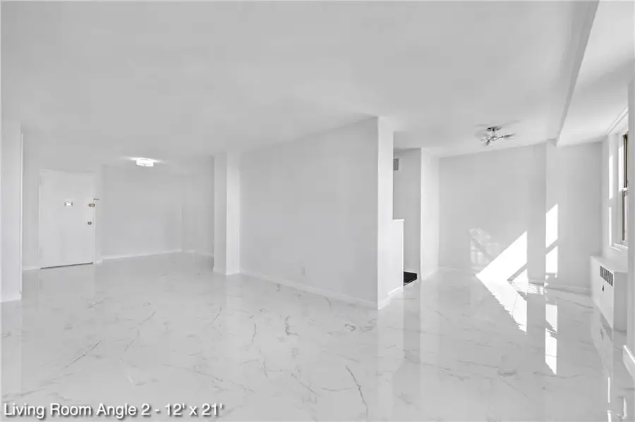 35 Seacoast Terrace #16D, Brooklyn, NY 11235 - Image #3