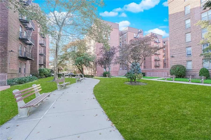2140 Knapp Street #5H, Brooklyn, NY 11229 - Image #3