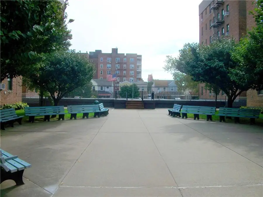 2240 Burnett Street #3A, Brooklyn, NY 11229 - Image #2