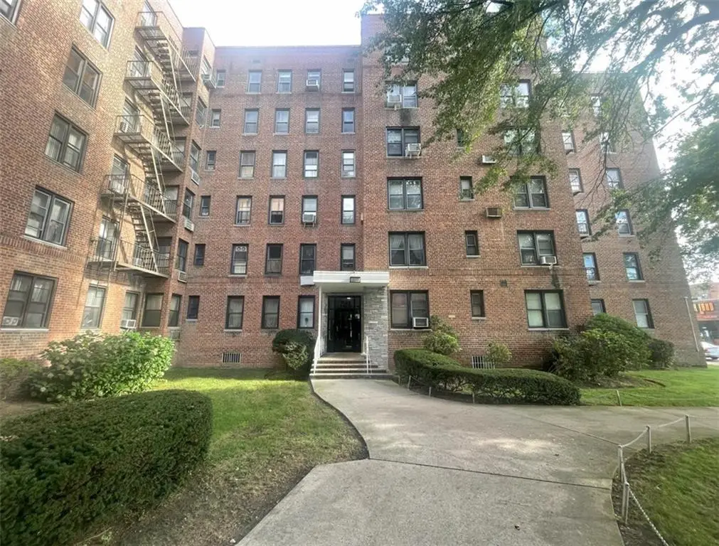 2569 West 2nd Street #4F, Brooklyn, NY 11223 - Image #1