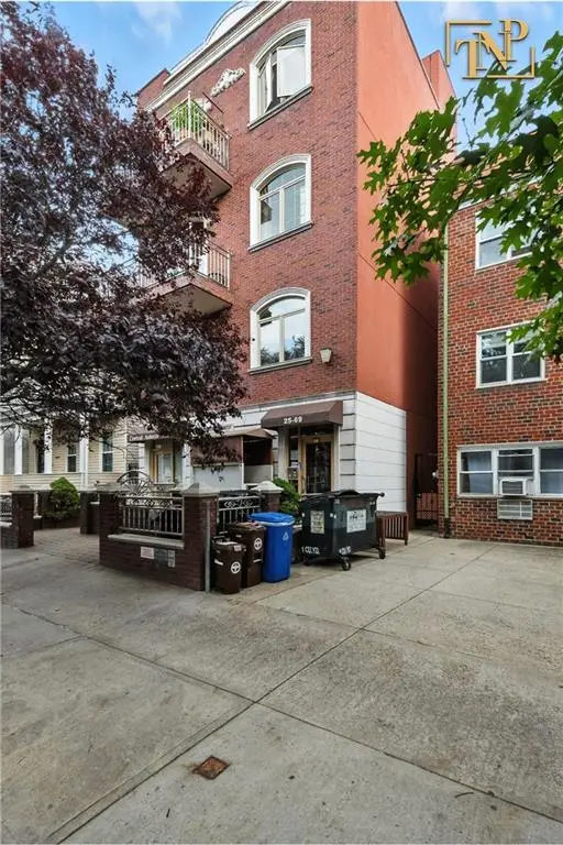 2569 38th Street #1R, Astoria, NY 11103 - Image #2