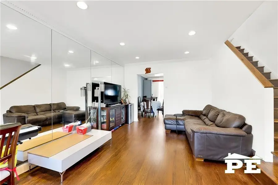 2960 Avenue T, Brooklyn, NY 11229 - Image #2