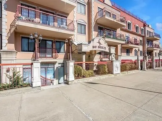 3165 Emmons Avenue #1L, Brooklyn, NY 11235