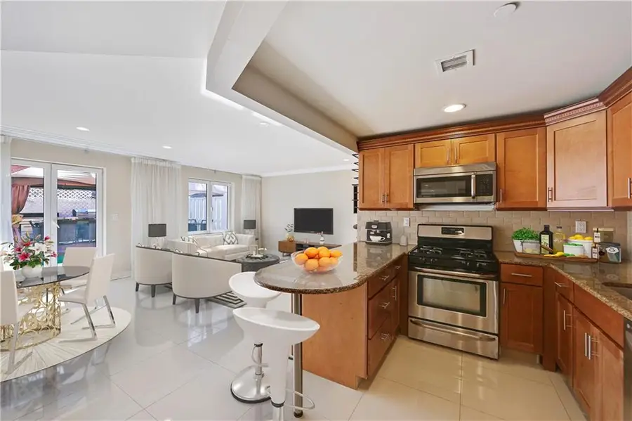 3165 Emmons Avenue #1L, Brooklyn, NY 11235 - Image #3