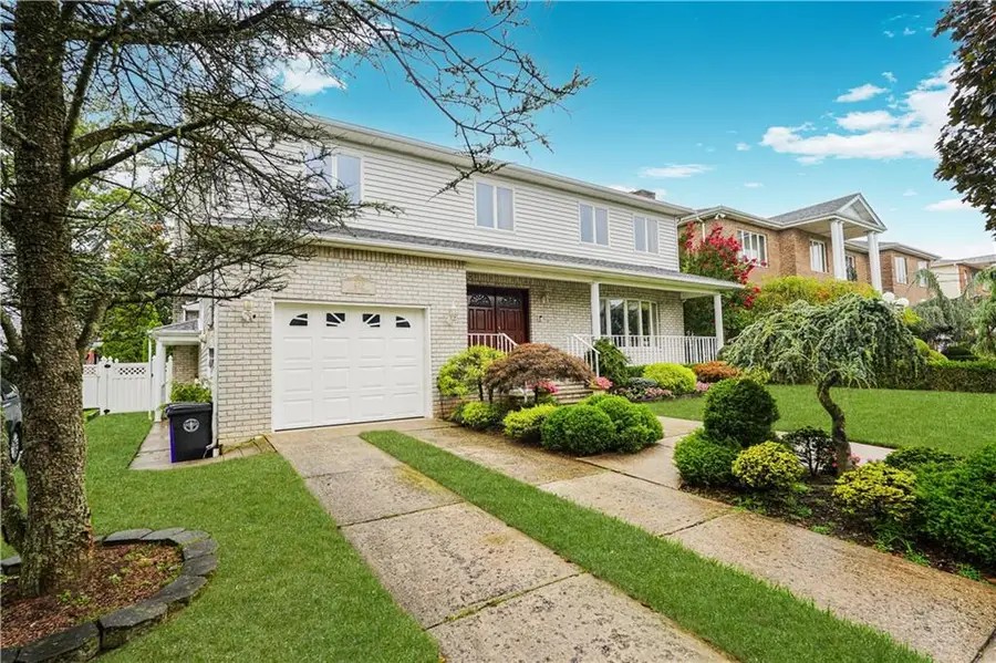 422 Harold Avenue, Staten Island, NY 10312 - Image #3