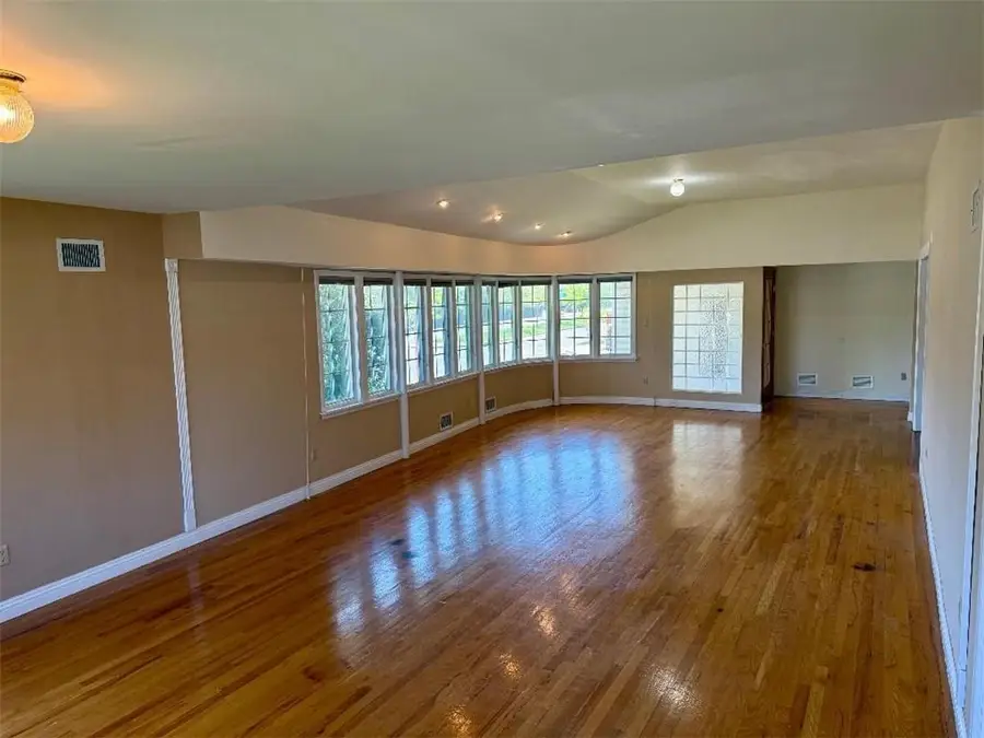 147-16 Rockaway Beach Boulevard, Queens, NY 11694 - #3