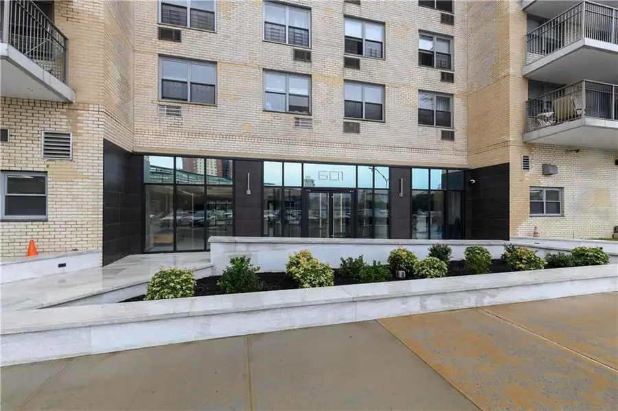 601 Surf Avenue #20J, Brooklyn, NY 11224 - Image #2