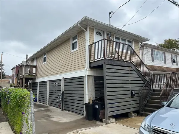 30 Center Place, Staten  Island, NY 10306